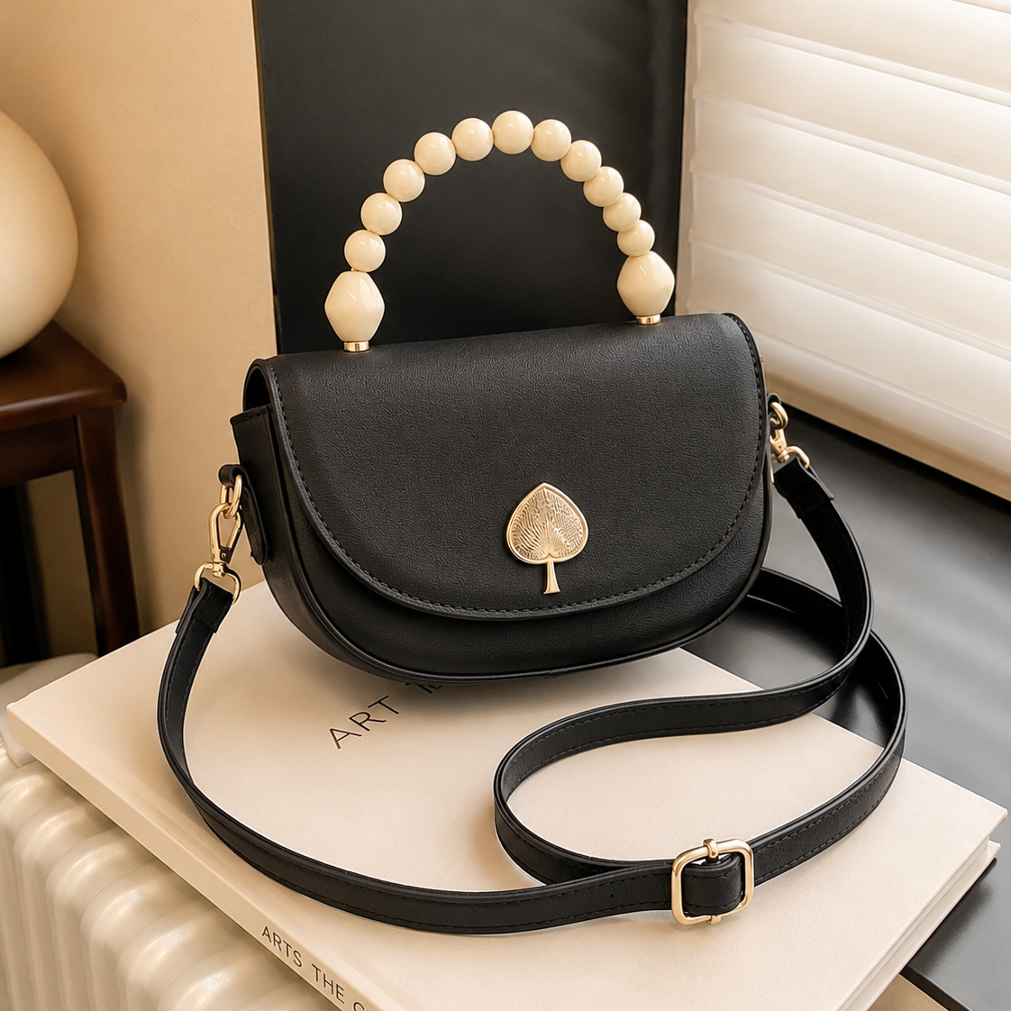 SMALL CUTE CROSS BODY BAG